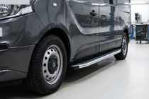 Opel Vivaro 2015-2019 гг. Боковые Подножки Fullmond (2 шт., Алюминий) фото 1