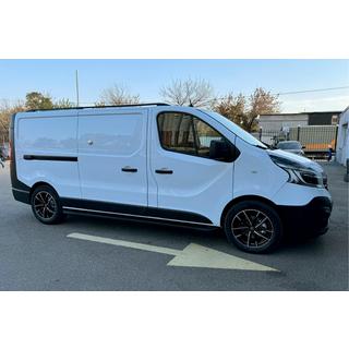 Боковые Подножки Allmond Black (2 шт., Алюминий) Renault Trafic 2015- гг. фото 4