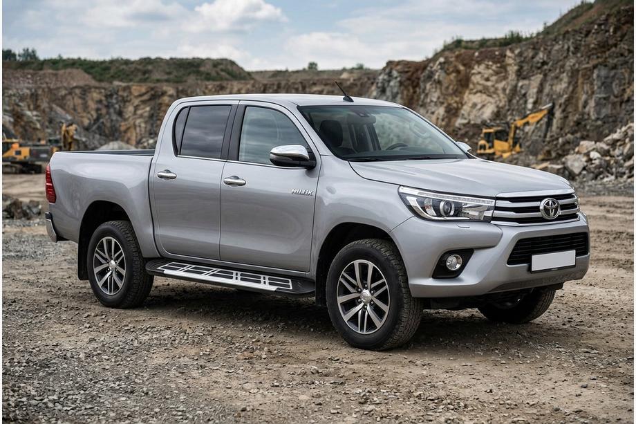 Toyota Hilux 2015- гг. Боковые Подножки Sunrise (2 шт., Алюминий) Фото 1