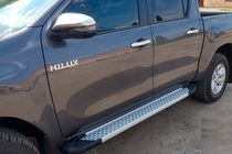 Toyota Hilux 2015- гг. Боковые пороги Allmond Grey (2 шт., алюминий) фото 9