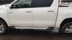 Toyota Hilux 2015- гг. Боковые пороги Allmond Grey (2 шт., алюминий) фото 7