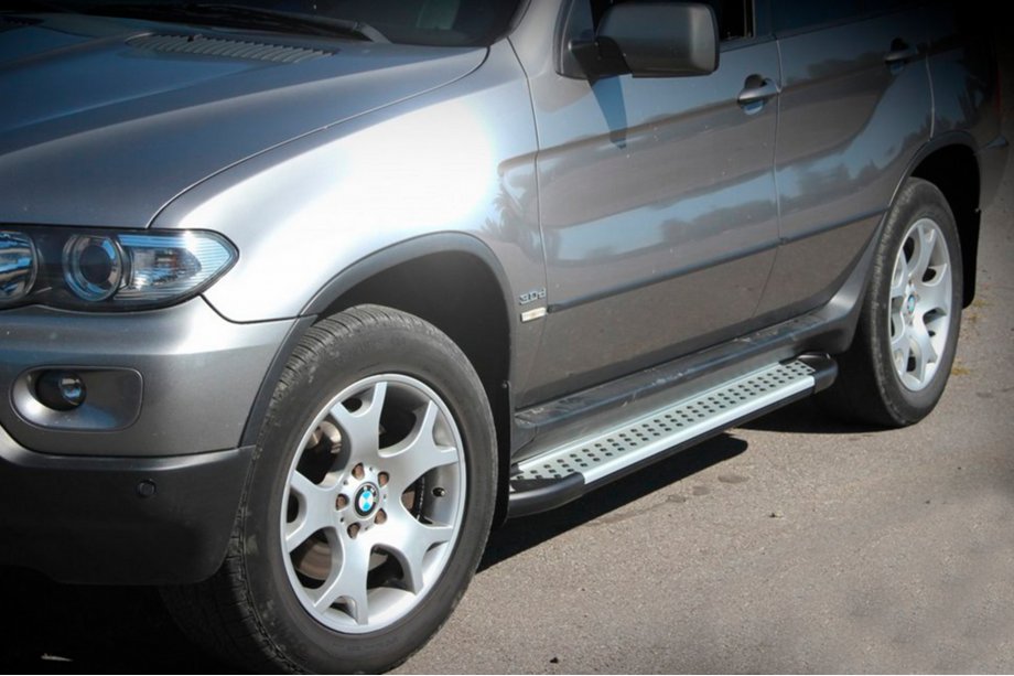 BMW X5 E53 1999–2006 гг. Боковые Подножки Allmond Grey (2 шт, Алюминий) Image
