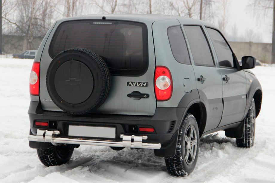Chevrolet Niva 1998-2020 гг. Задняя дуга AK015 (нержавейка) Image