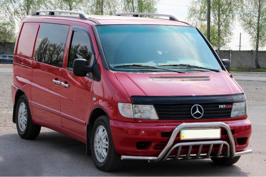 Mercedes Vito W638 1996-2003 гг. Кенгурятник с усами WT002 Plus (нерж.) Image