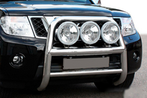 Nissan Navara 2006-2015 гг. Защита переднего бампера WT018 (нержавейка) фото 1