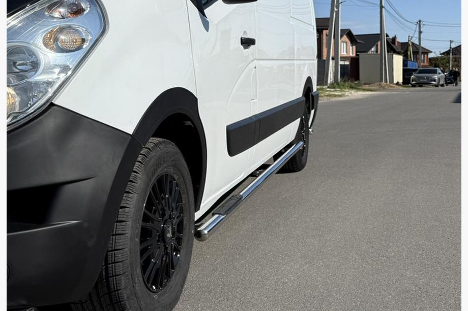 Renault Master 2011-2023 гг. Боковые трубы BB002 (2 шт., нержавейка) Средняя База Фото 3