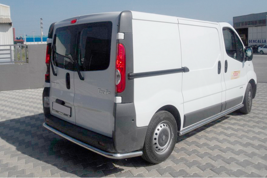 Opel Vivaro 2001-2015 гг. Задняя Защита AK005 (Нержавейка) Image