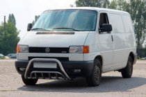 Volkswagen T4 Transporter 1990-2003 гг. Кенгурятник WT002 60мм (нержавейка) фото 3