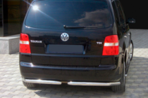 Volkswagen Touran 2003-2010 гг. Задние уголки AK003 (2 шт., нержавейка) фото 1