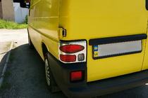 Volkswagen T4 Caravelle/Multivan 1990-2003 гг. Хромированные Накладки на Задние Фонари (2 шт, Нержавейка) фото 5