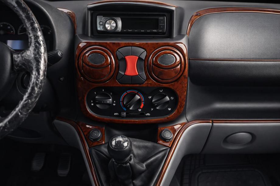 Fiat Doblo I 2001-2005 гг. Накладки на Панель Приборов Image