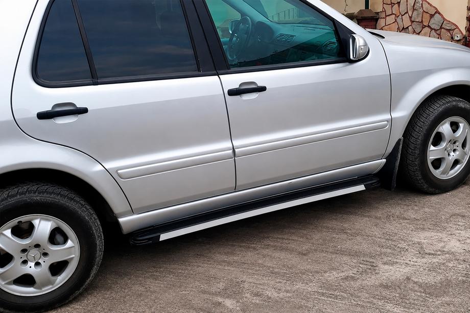 Mercedes ML W163 1997-2005 гг. Боковые Подножки Maya V1 (2 шт., Алюминий) Фото 2