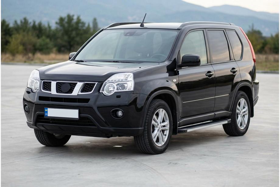 Nissan X-trail T31 2007-2014 гг. Боковые Подножки Maya V1 (2 шт., Алюминий) Фото 1