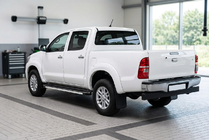 Toyota Hilux 2006-2015 гг. Боковые Подножки Maya V1 (2 шт., Алюминий) фото 1