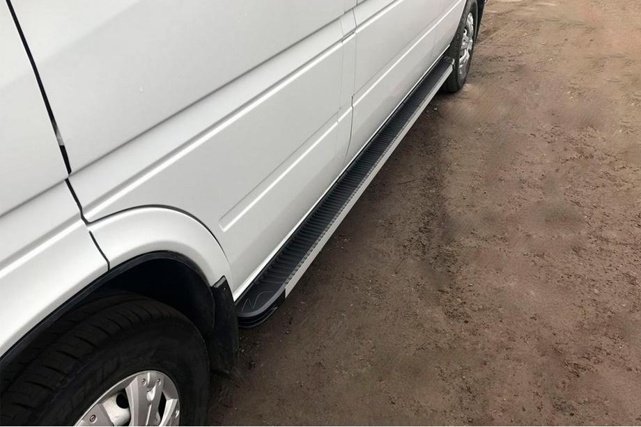 Volkswagen LT 1995-2006 гг. Боковые Подножки Maya (2 шт., Алюминий) Image