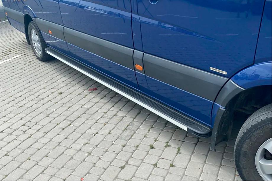 Volkswagen Crafter 2006-2016 гг. Боковые Подножки Maya (2 шт., Алюминий) Long/ExtraLong Фото 3