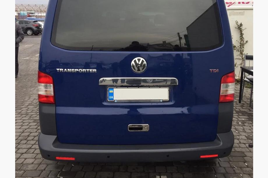 Volkswagen T5 2010-2015 гг. Накладка на ручку задней двери над номером (нержавейка) Фото 2