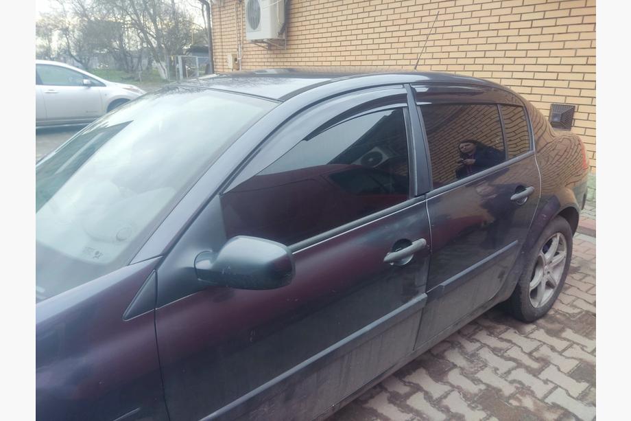 Renault Megane II 2004-2009 гг. Ветровики SD (4 шт, Perflex Sport) Image
