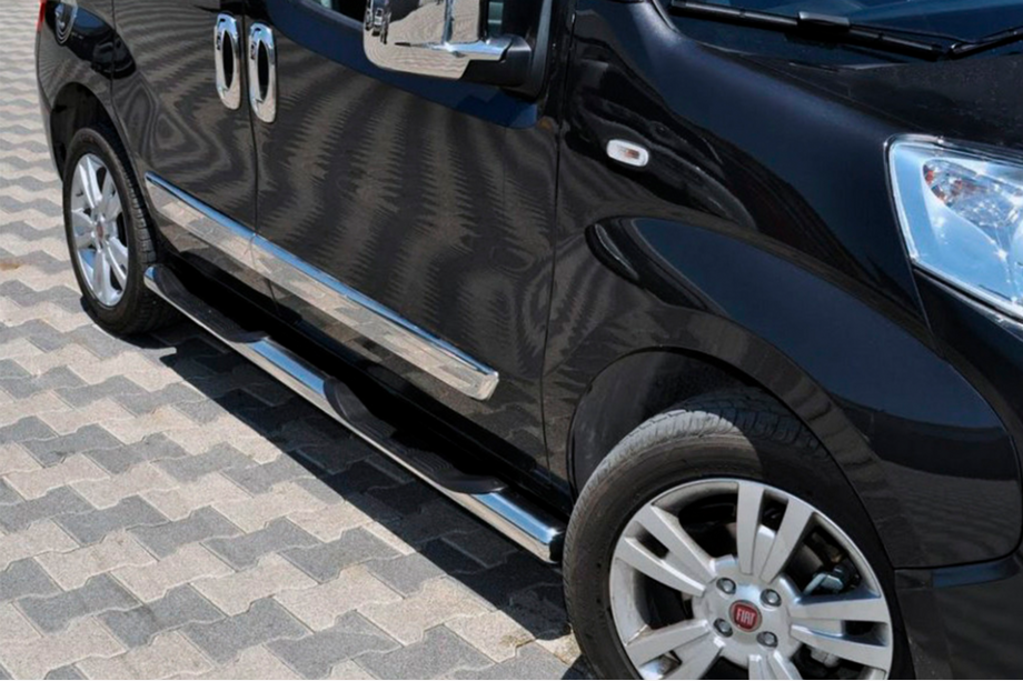 Fiat Fiorino/Qubo 2008-2024 гг. Боковые трубы Ø70 (2 шт., Нержавейка) Image