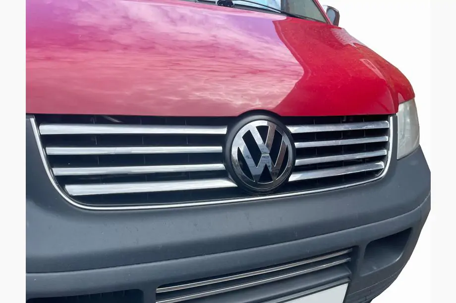 Volkswagen T5 Transporter 2003-2010 гг. Хромированные накладки на решетку (8 полос, нержавейка) Image
