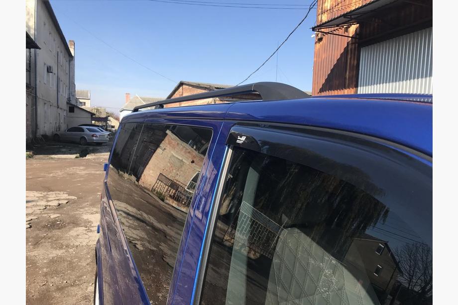 Volkswagen T5 Transporter 2003-2010 гг. Черные рейлинги Длинная база, пластиковые ножки Фото 5