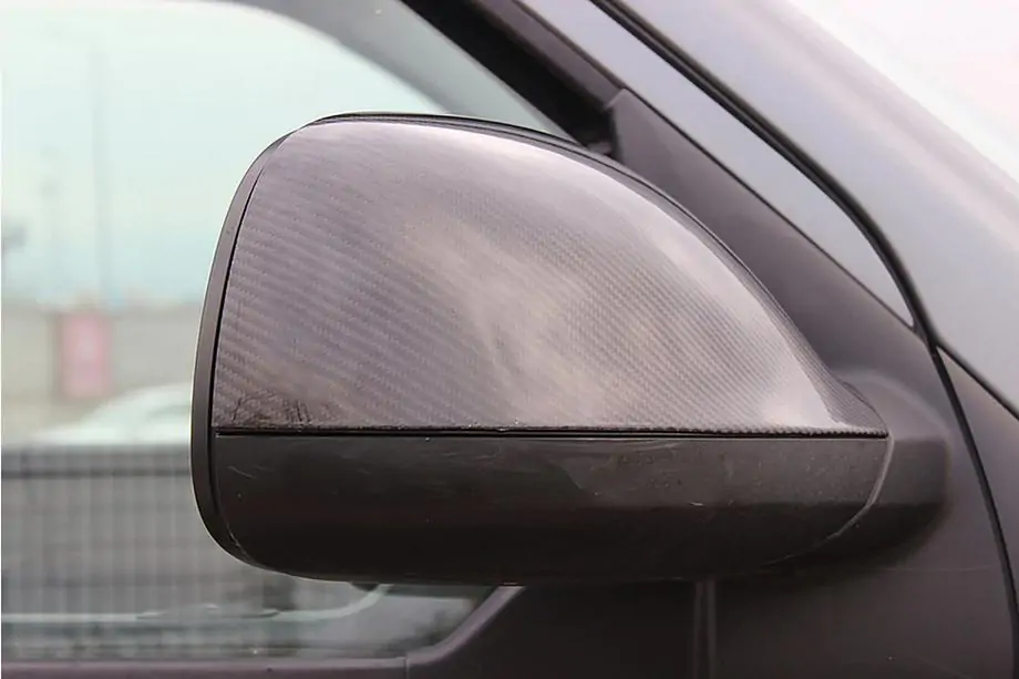 Volkswagen T5 2010-2015 гг. Накладки на Зеркала (2 шт., Карбон) Фото 4