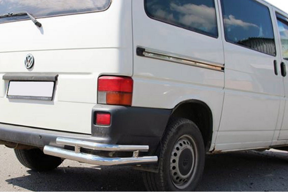 Volkswagen T4 Caravelle/Multivan 1990–2003 гг. Задние двойные уголки AK003-Double (2 шт., нержавейка) Image