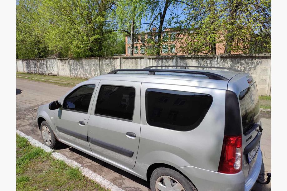 Dacia Logan MCV Рейлинги черного цвета с металлическими ножками Image