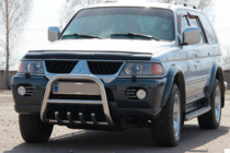 Mitsubishi Pajero Sport 1996-2007 гг. Кенгурятник QT006 (нержавейка) фото 3