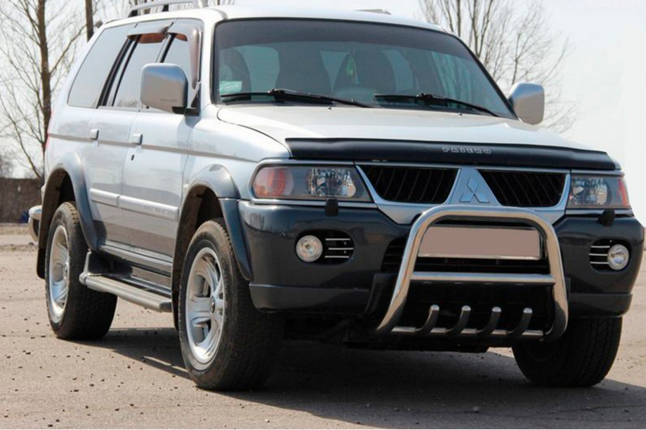 Mitsubishi Pajero Sport 1996-2007 гг. Кенгурятник QT006 (нержавейка) Image