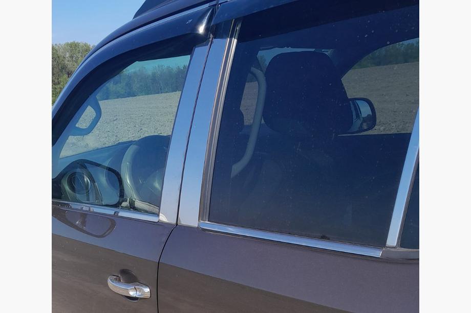 Volkswagen Amarok 2010-2022 гг. Окантовка окон нержавейка (4 полоски) Фото 5