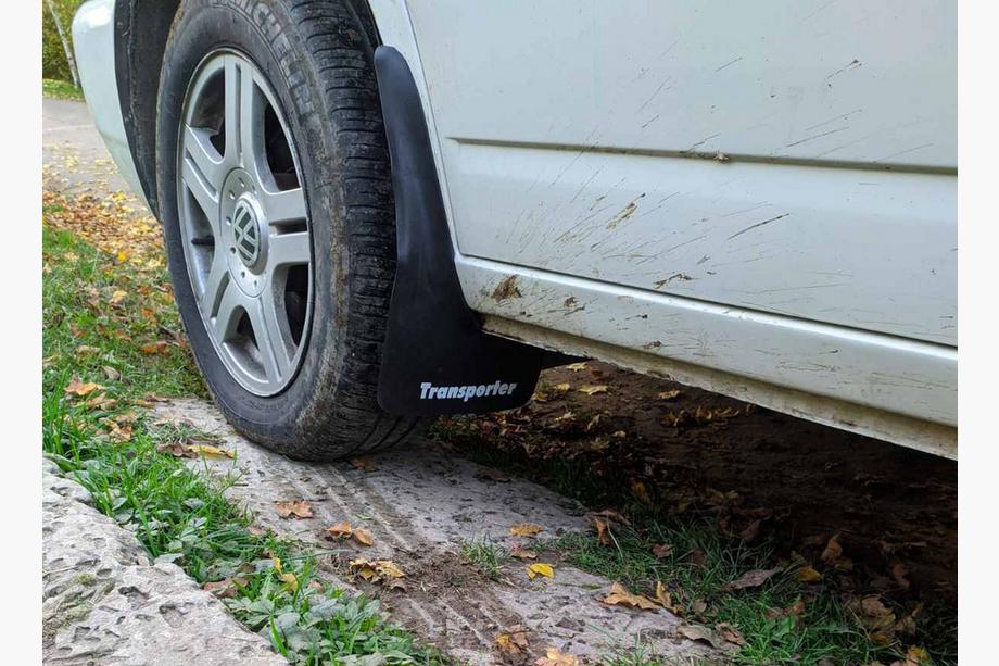 Volkswagen T4 Transporter 1990-2003 гг. Брызговики Premium Задние Фото 3