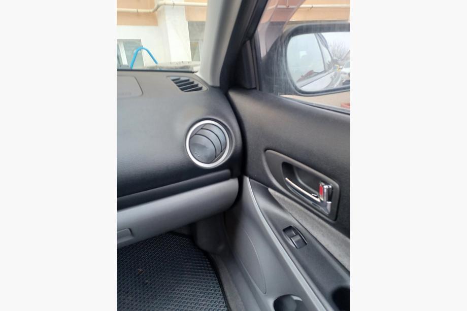 Mazda 6 2003-2008 гг. Накладки на Панель Приборов Карбон Фото 7