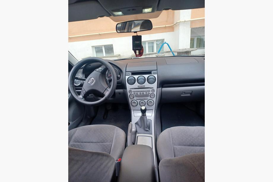 Mazda 6 2003-2008 гг. Накладки на Панель Приборов Карбон Фото 10