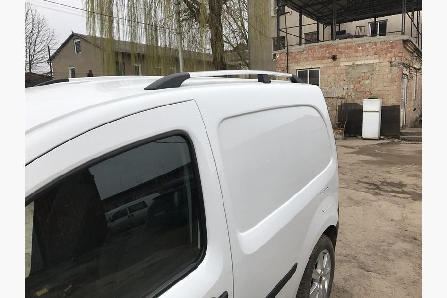 Renault Kangoo 2008–2020 гг. Хромированные Рейлинги Макси база, Пластиковые ножки Фото 10