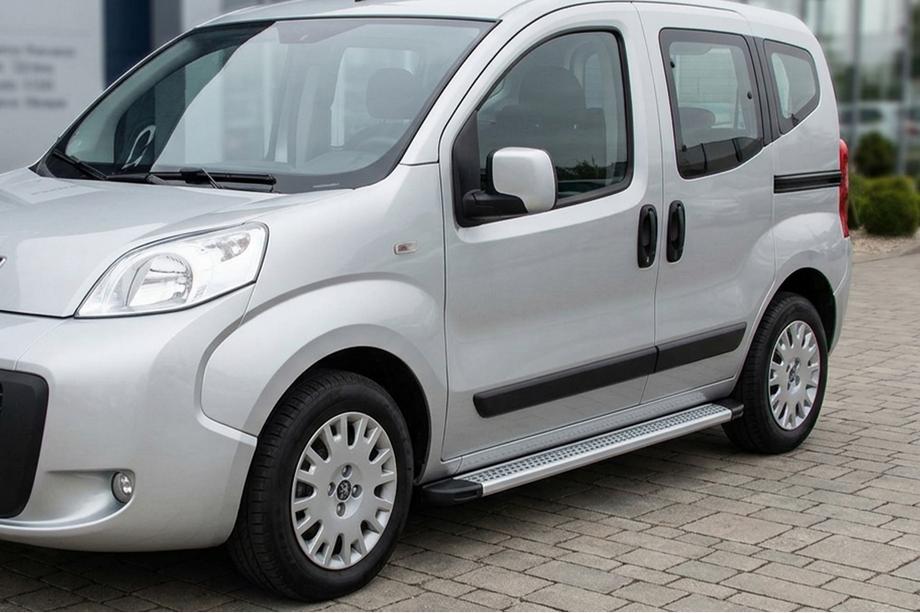 Fiat Fiorino/Qubo 2008-2024 гг. Боковые Подножки Maya V2 (2 шт., Алюминий) Фото 1