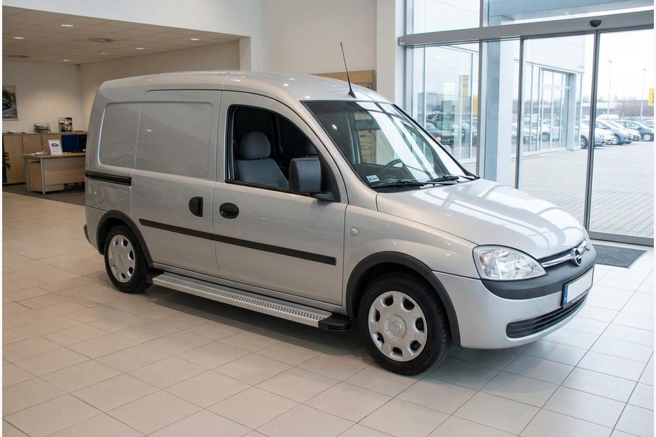 Opel Combo 2002–2012 гг. Боковые Подножки Maya V2 (2 шт., Алюминий) Image