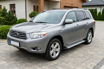 Toyota Highlander 2008-2013 гг. Боковые Подножки Maya V2 (2 шт., Алюминий) фото 1