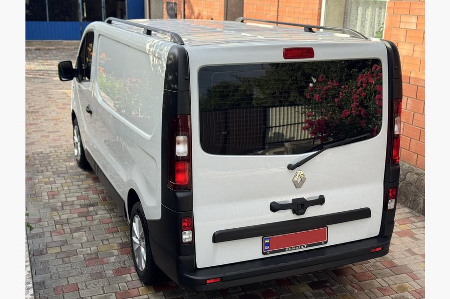 Renault Trafic 2015- гг. Черные рейлинги Длинные, пластиковые ножки Фото 4