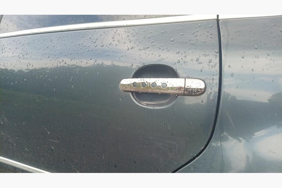 Seat Leon 2005-2012 гг. Хромированные накладки на ручки с отверстиями (нержавейка) 2 шт, Carmos - Турецкая сталь Фото 5