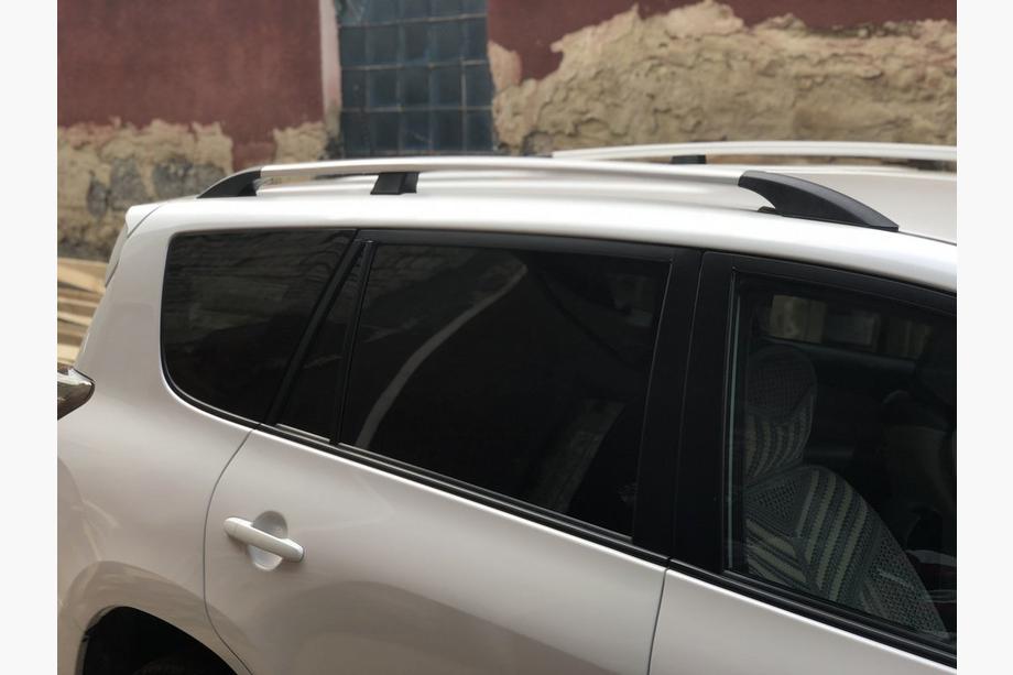 Toyota Rav 4 2006-2013 гг. Рейлинги Хром турецкие Короткая база, пластиковые ножки Фото 4