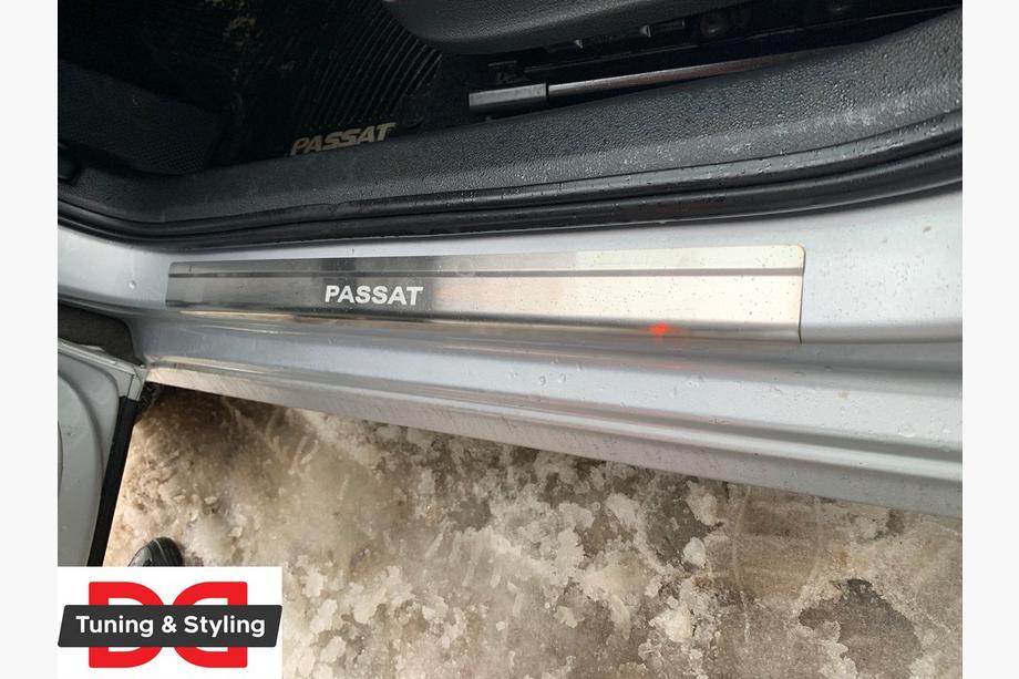 Volkswagen Passat B7 2012-2015 гг. Накладки на пороги Nataniko (4 шт., нержавейка) Фото 2