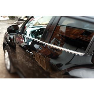 Nissan Juke Окантовка стекол на уплотнитель