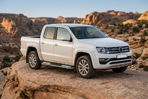 Volkswagen Amarok 2010-2022 гг. Боковые Подножки Tayga V2 (2 шт., Алюминий) фото 1