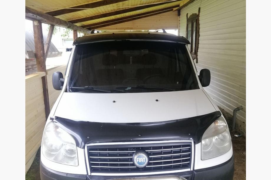 Fiat Doblo I 2005-2010 гг. Козырек на лобовое стекло (черный глянец, 5мм) Фото 3