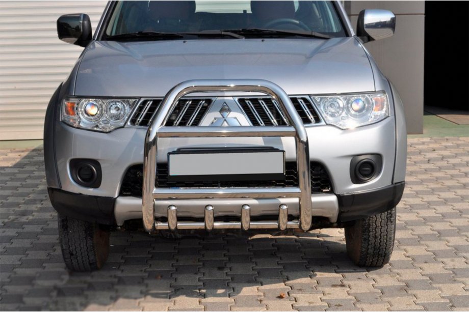 Mitsubishi Pajero Sport 2008-2015 гг. Передняя защита QT007 (нержавейка) Фото 1