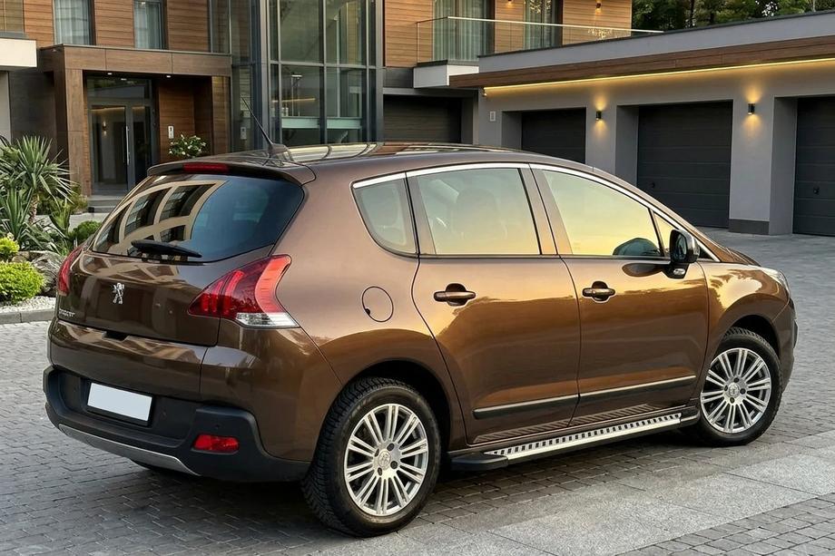 Peugeot 3008 2008-2016 гг. Боковые Подножки Line (2 шт., Алюминий) Image