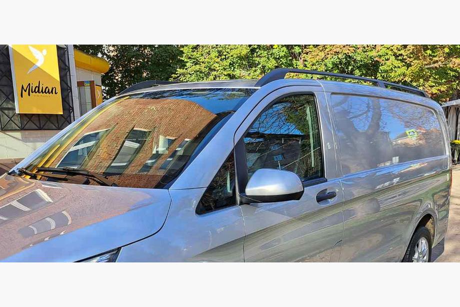 Mercedes Vito/V-class W447 2014- гг. Черные рейлинги ELITE (пластиковые ножки) Фото 17