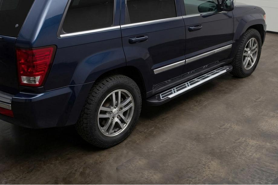 Jeep Grand Cherokee WK 2004-2010 гг. Боковые Подножки Sunrise (2 шт., Алюминий) Фото 1