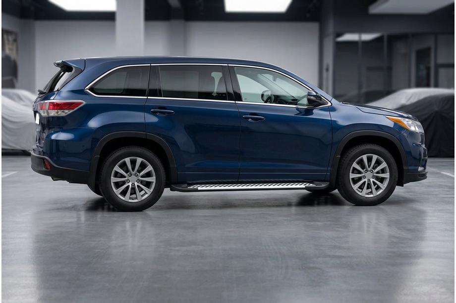Toyota Highlander 2013-2019 гг. Боковые Подножки Line (2 шт., Алюминий) Image